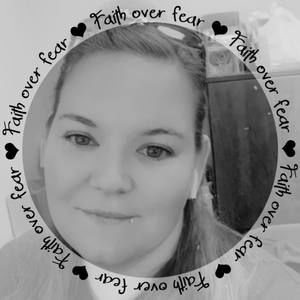 Meet your Posher, Lilly